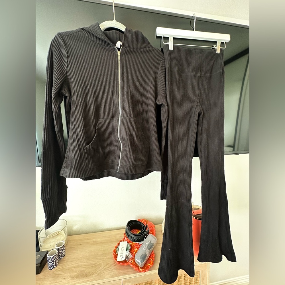 Women’s Matching Black Ribbed Lounge Set for sale!